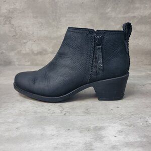 Teva Anaya Chelsea Boot Womens 7 Black Leather Waterproof Side‎ Zip